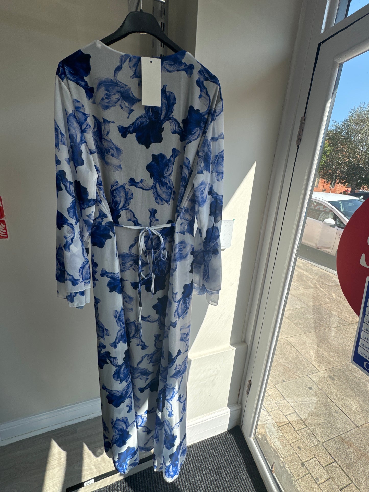 CHIFFON TIE BACK DRESS WITH FLARED SLEEVES