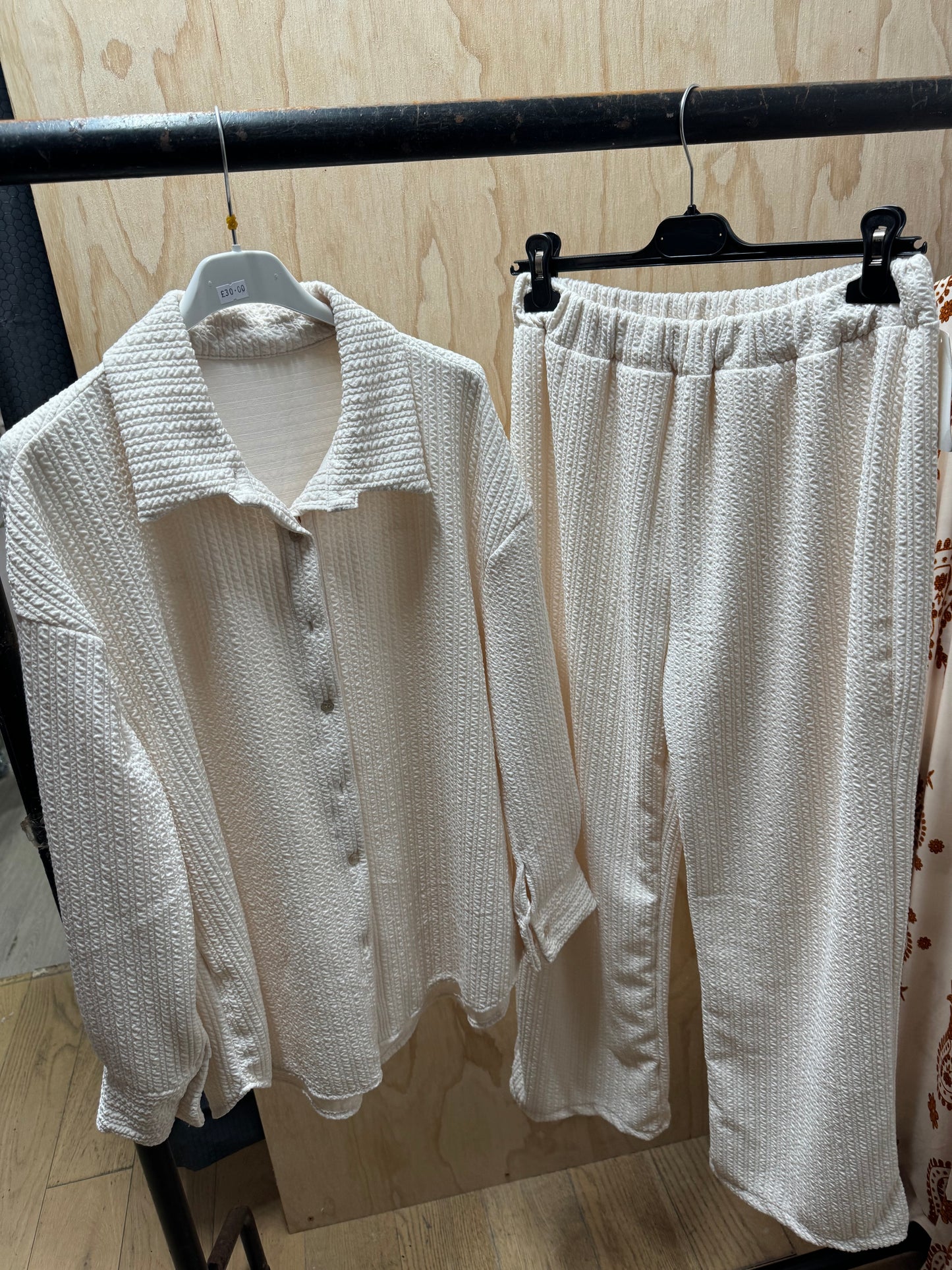 ALIZA CO ORD IN WHITE