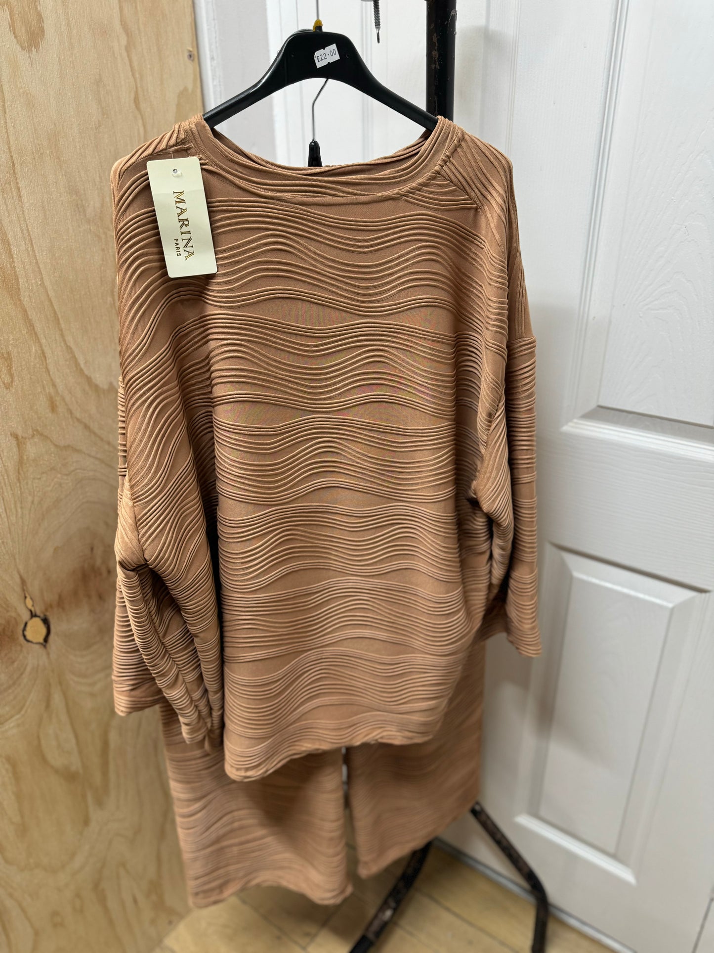 FLARED Winter WARM CO ORD (camel colour)