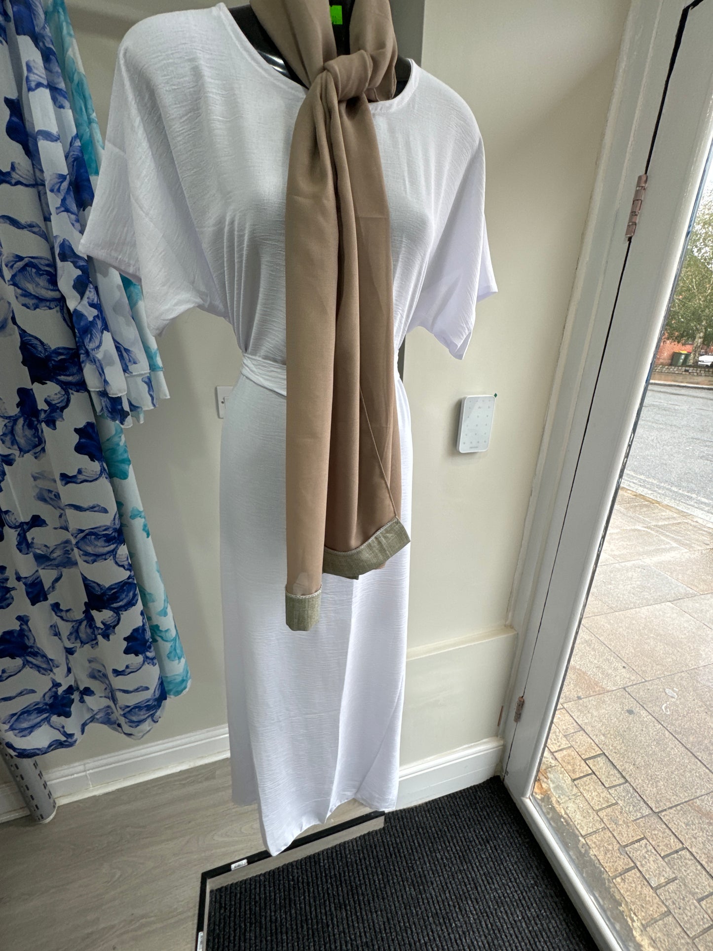 KHAKHI TWO PIECE LINEN ABAYA