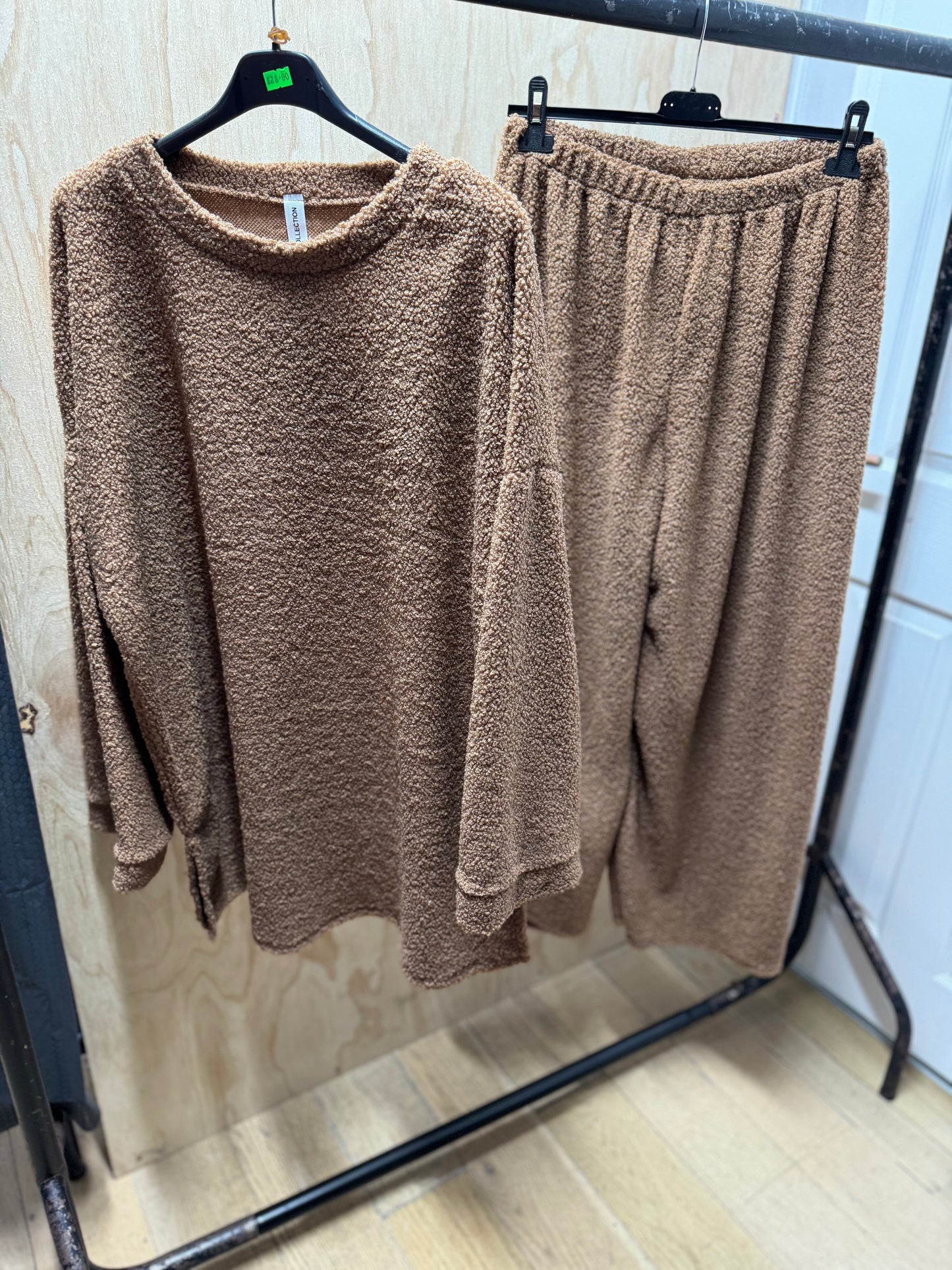 FAUX SKIN FLUFFY CO ORD