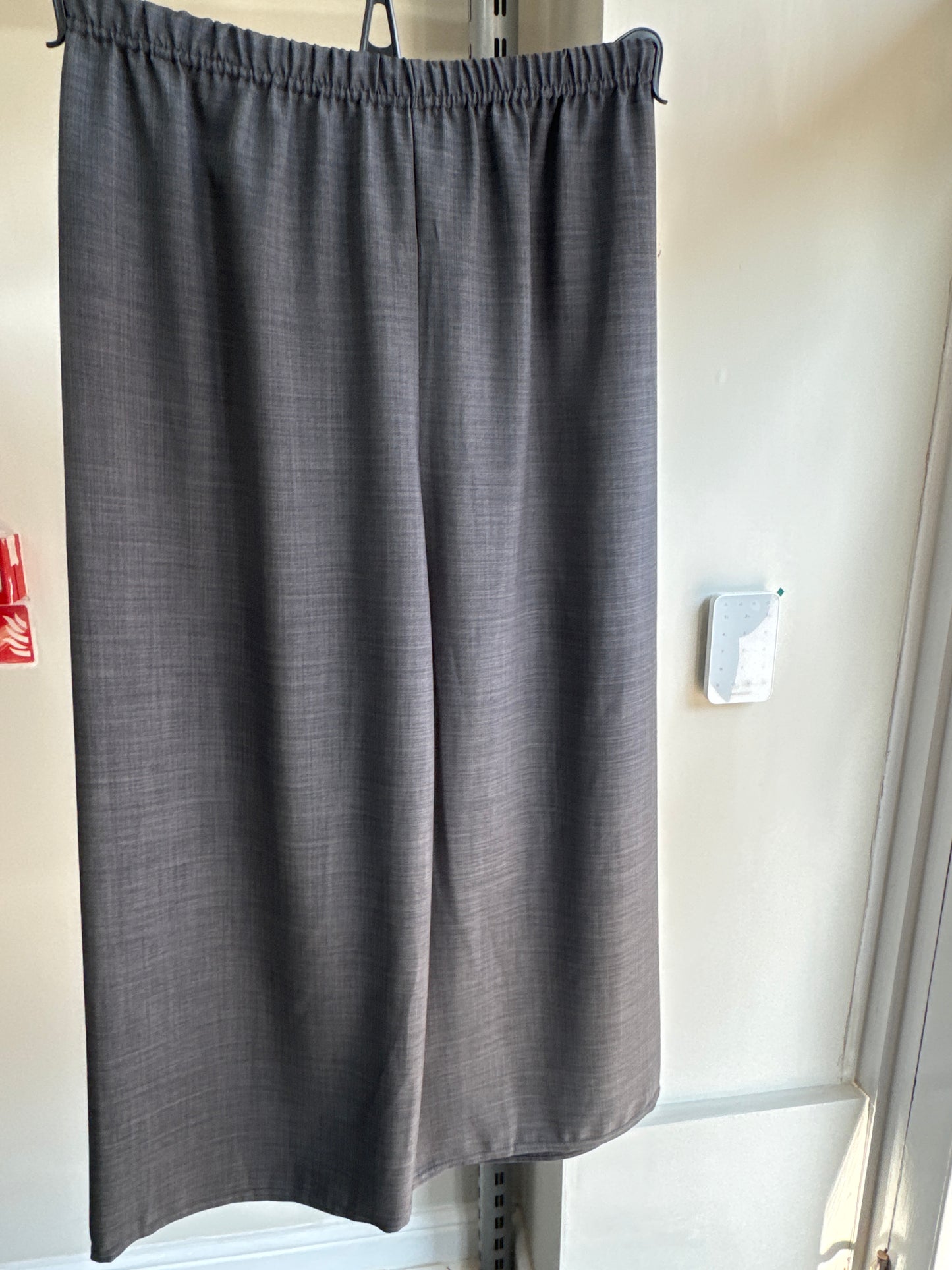 LONG CO ORD DARK GREY with cuffed sleeves