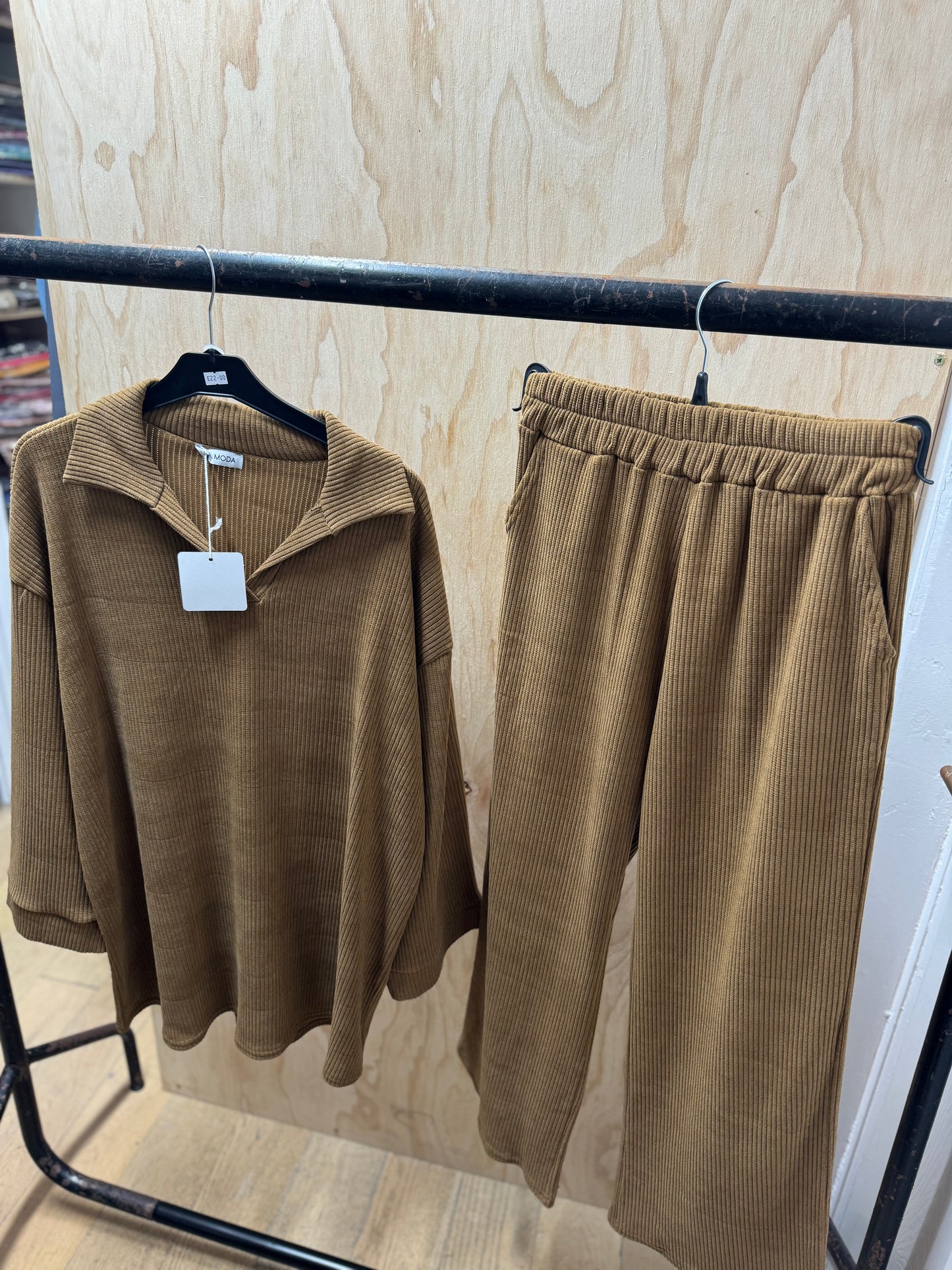 CORDUROY COLLARED CO ORD(Mustard)