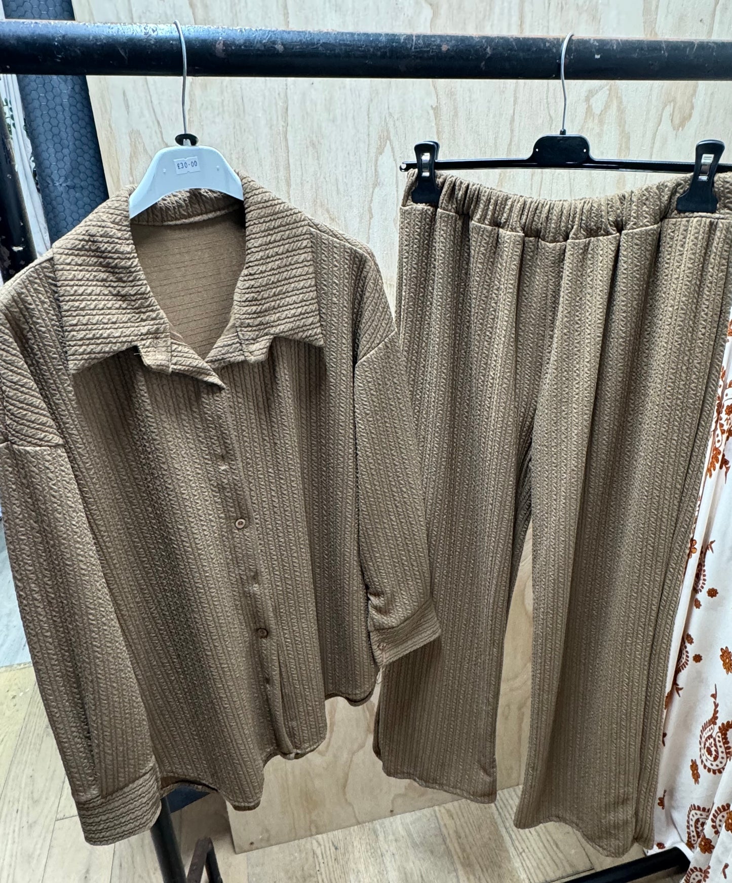 ALIZA CO ORD IN CAMEL