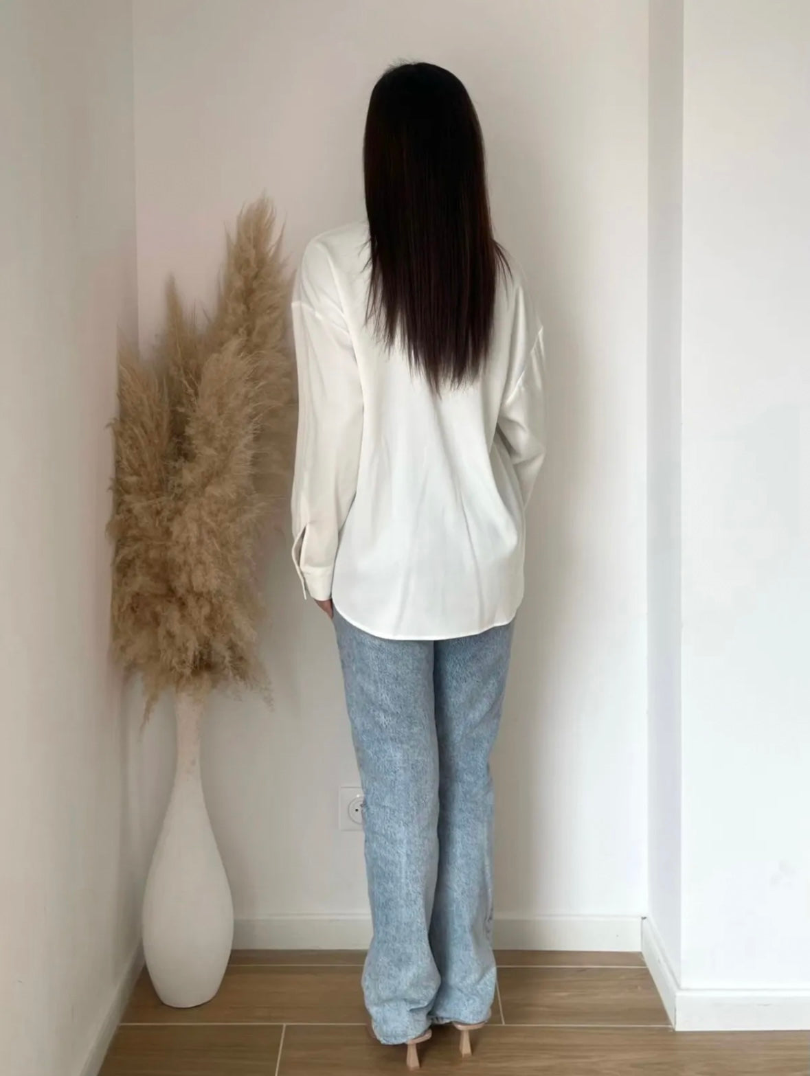 LOEVE INSPIRED SATIN SHIRT white colour
