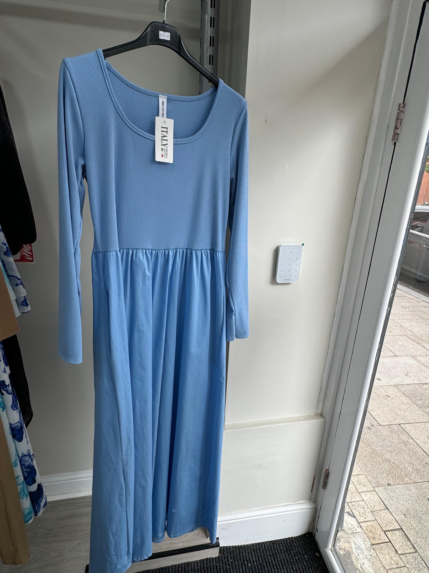 Long Sleeve Dress With Pockets