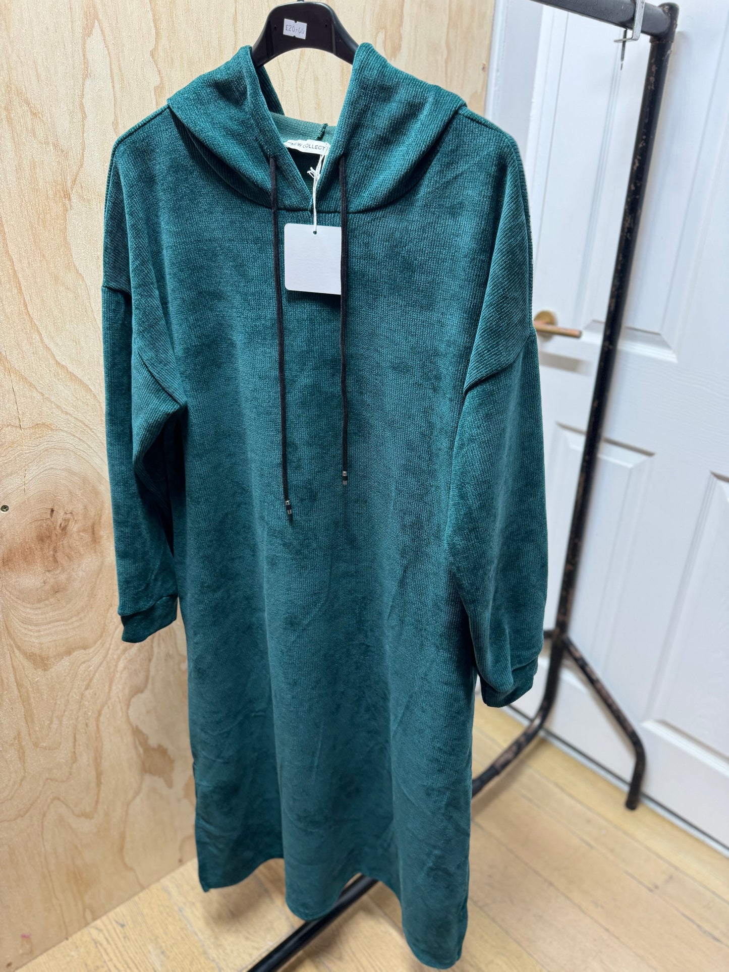 HOODIE DRESS W TWO POCKETS