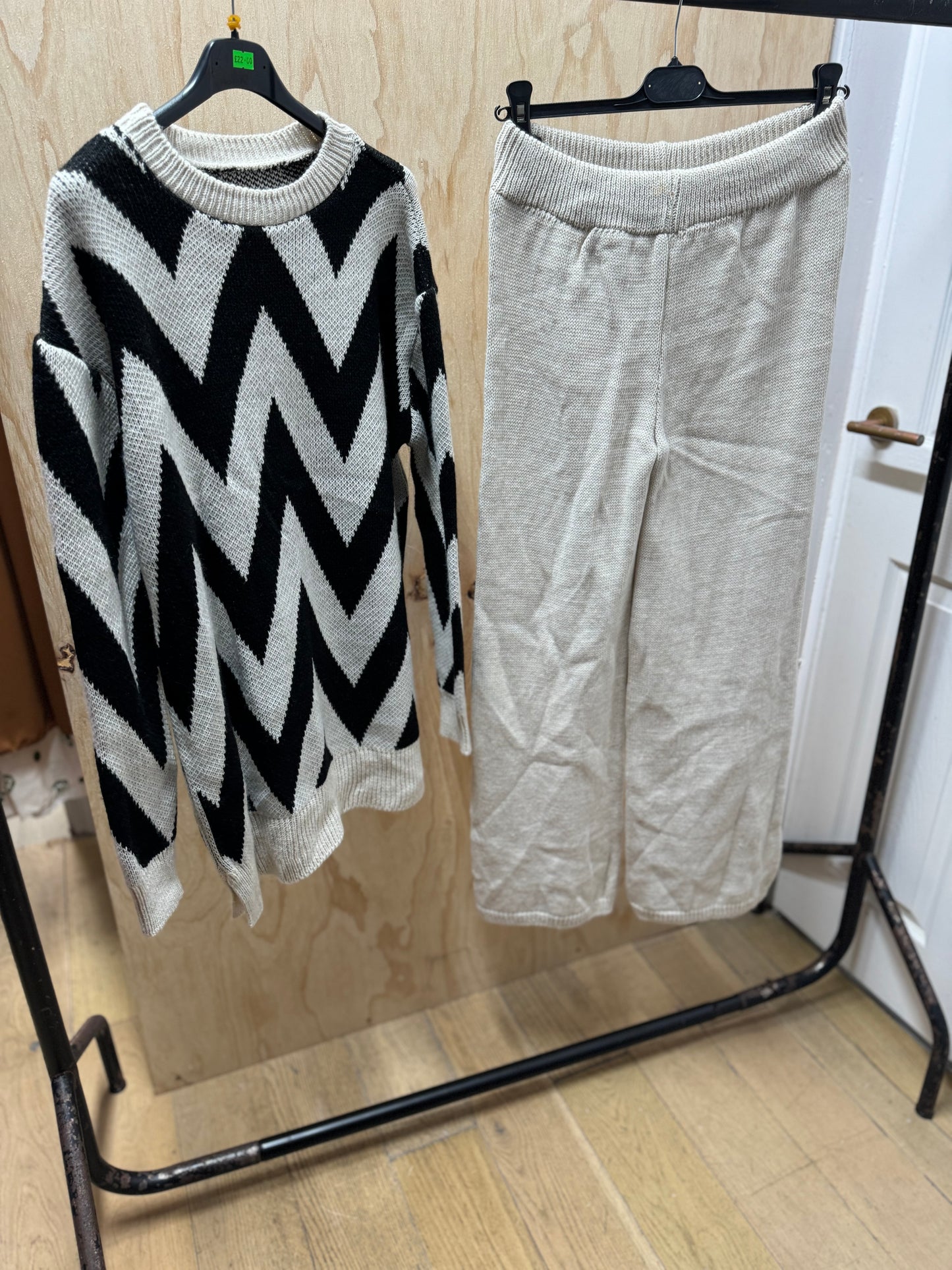 ZIG ZAG PRINT KNITWEAR CO ORD
