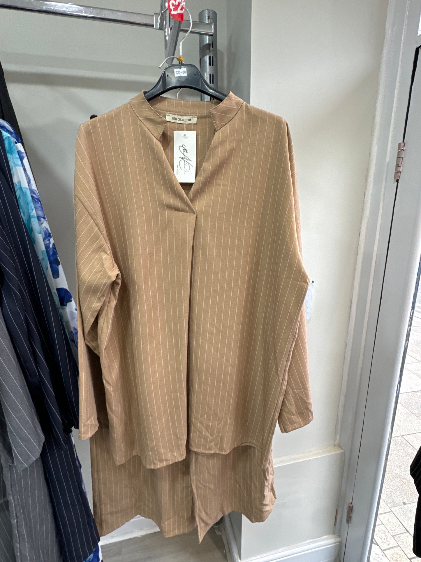 Lining Basic V Co-Ord