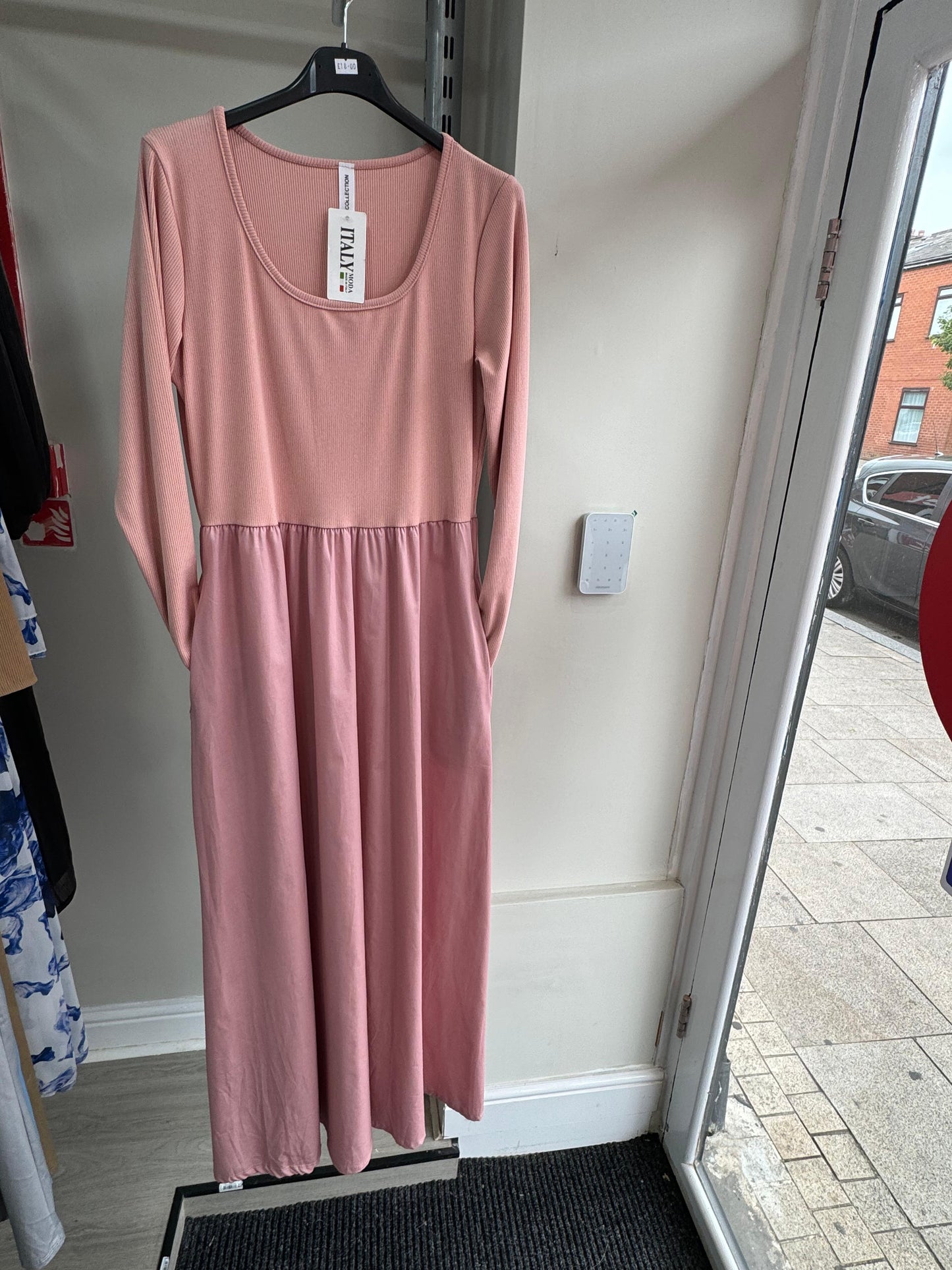 Long Sleeve Dress With Pockets