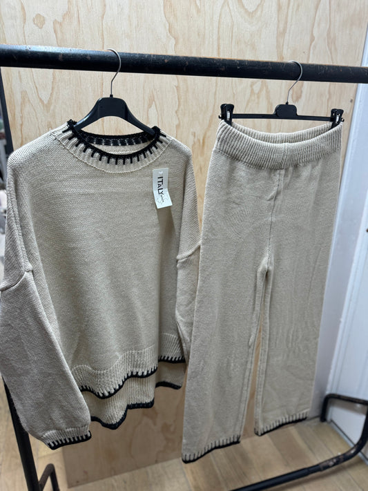 KNIT WEAR WINTER CO ORD STONE COLOR