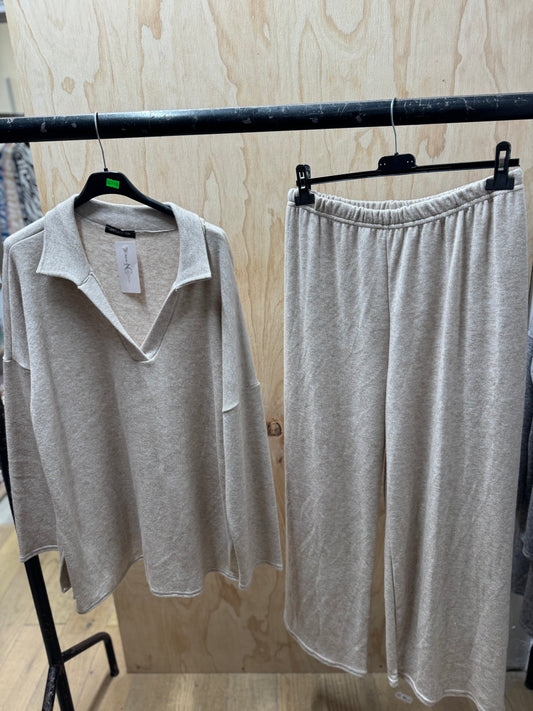 COLLARED SOFT WOOL AUTUMN CO ORD(Beige)