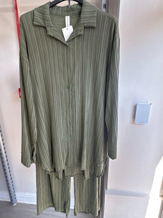 GREEN CRINKLE CO ORD
