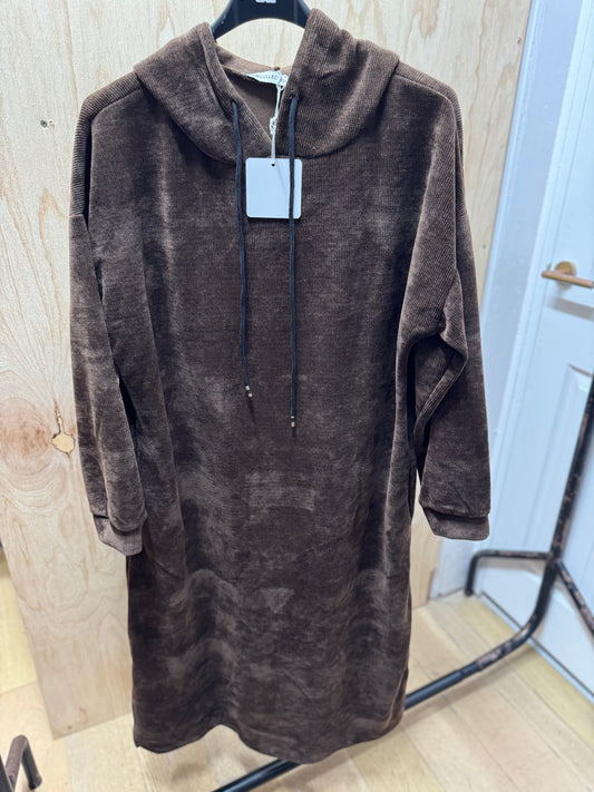 VELVET TOUCH HOODIE DRESS WITH POCKET