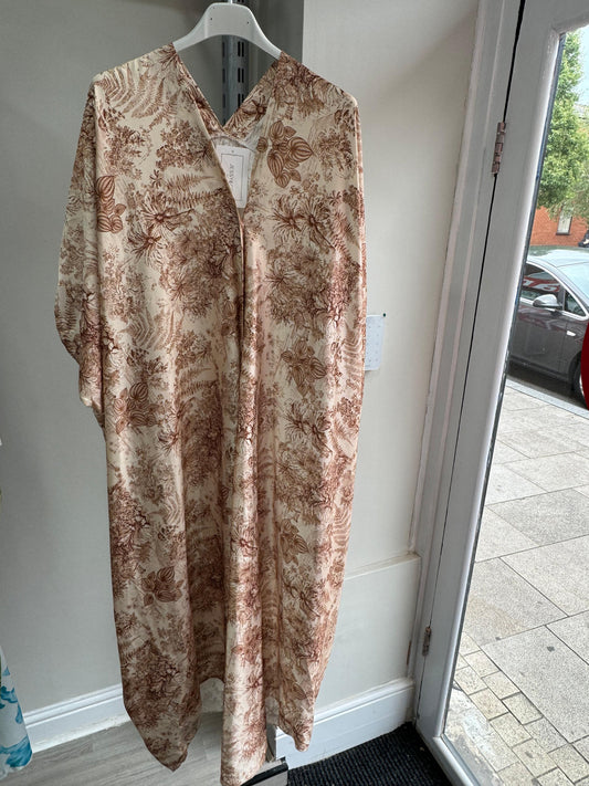 Dior Inspired Half Sleeves Kaftan
