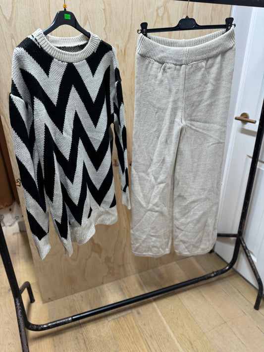 ZIG ZAG PRINT KNITWEAR CO ORD