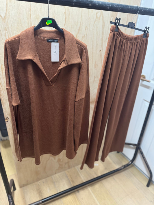 COLLARED SOFT WOOL AUTUMN CO ORD(brown)