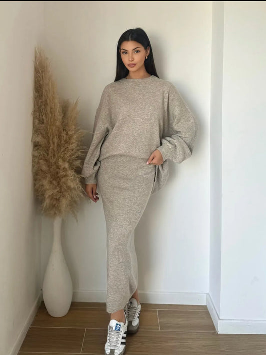 WINTER SKIRT CO ORD (TAUPE color)