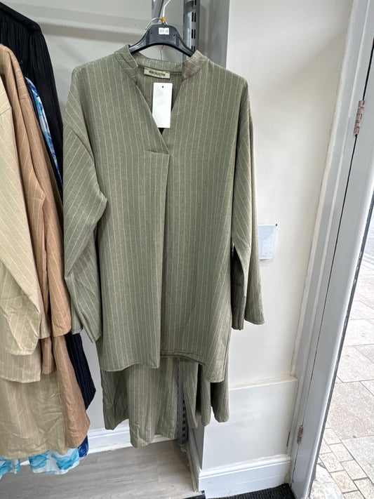 Lining Basic V Co-Ord