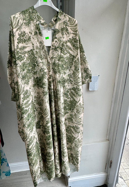 Dior Inspired Half Sleeves Kaftan
